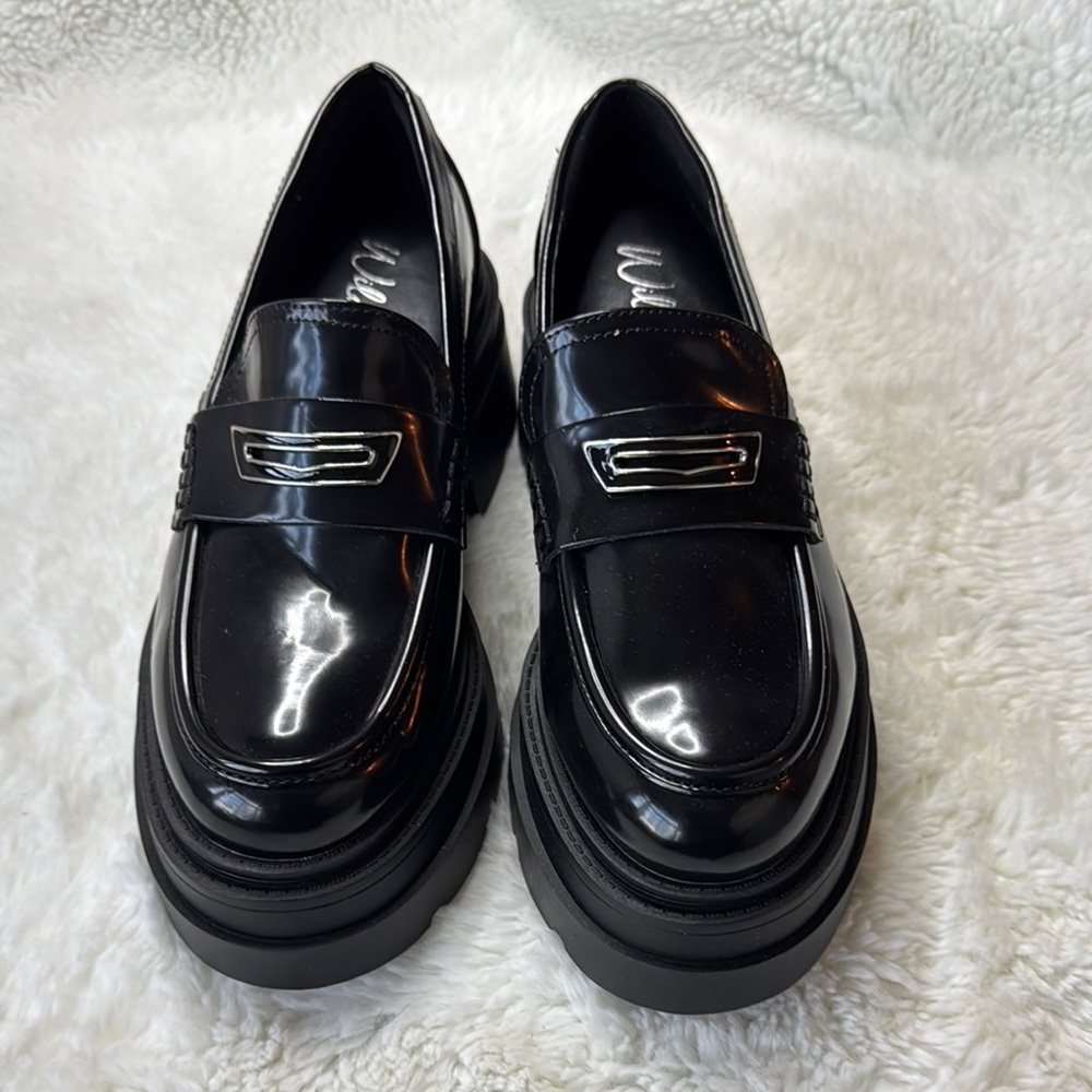 Wild Pair Black Platform Loafers NWOT - Picture 3 of 4